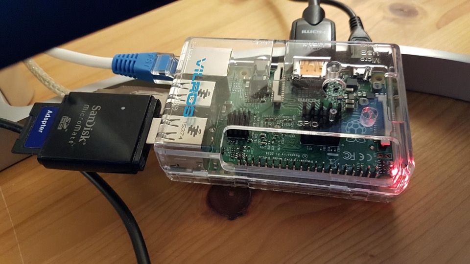 Getting started on Raspberry Pi with NOOBS and Raspbian - Linux